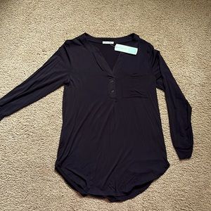 XS Beacon top. Never worn, perfect condition